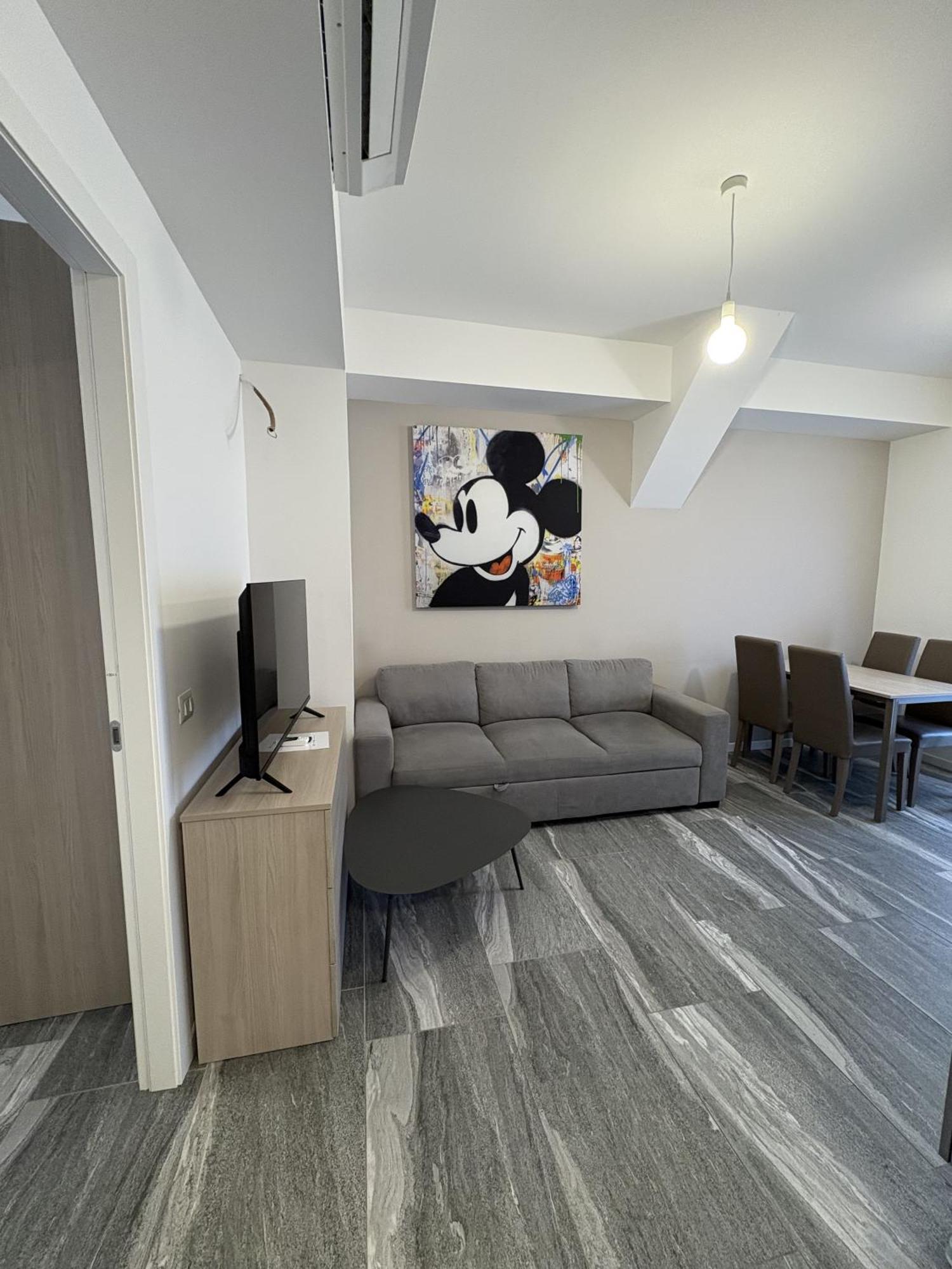 Essential Apartment 塞斯托-聖喬凡尼 外观 照片